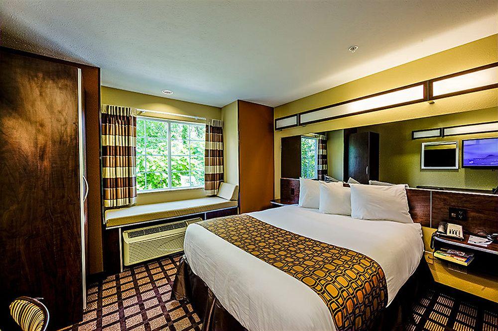 Microtel Inn And Suites North Canton Dış mekan fotoğraf
